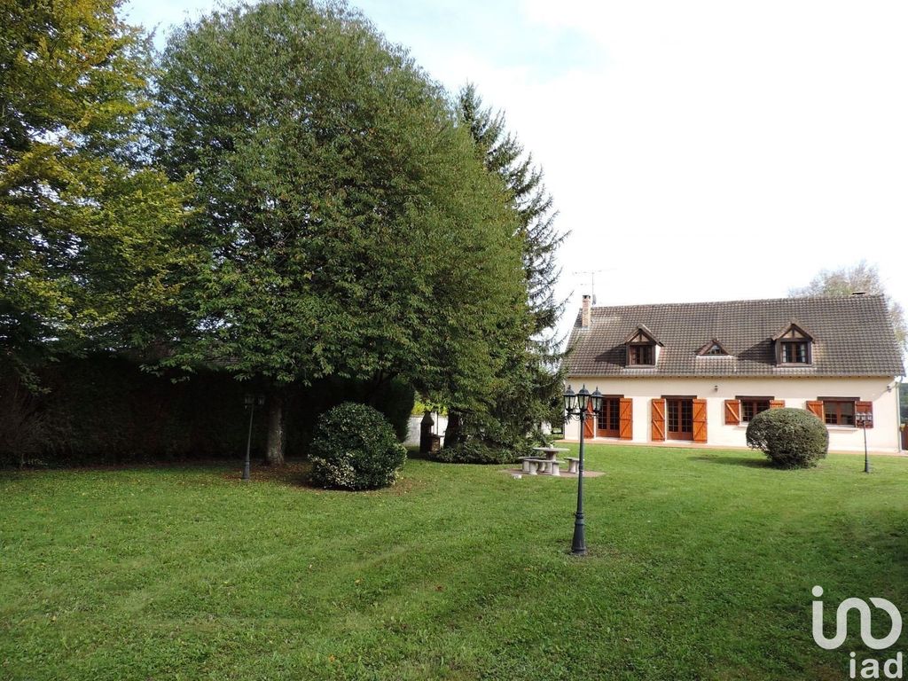 Achat maison à vendre 3 chambres 235 m² - Longueville