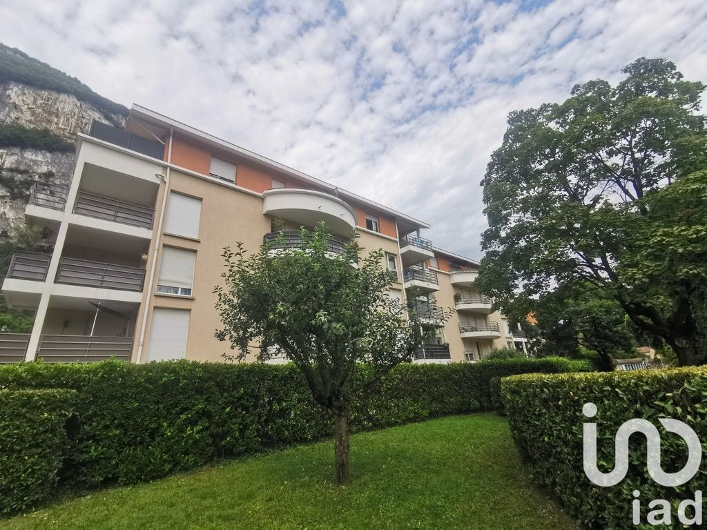 Achat appartement à vendre 4 pièces 81 m² - Sassenage