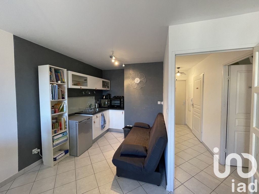 Achat appartement à vendre 2 pièces 42 m² - Salon-de-Provence