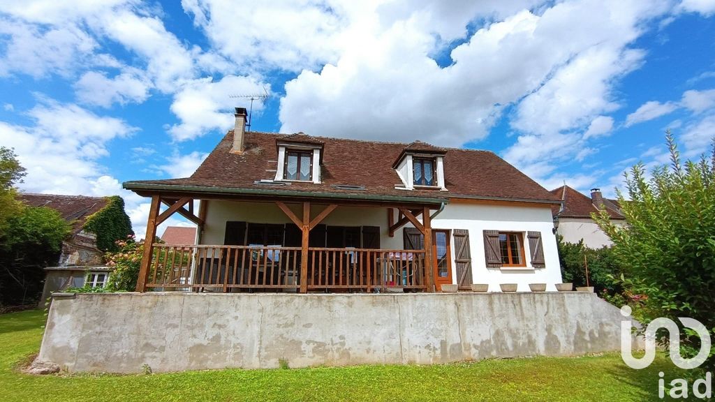 Achat maison à vendre 4 chambres 165 m² - Thorigny-sur-Oreuse