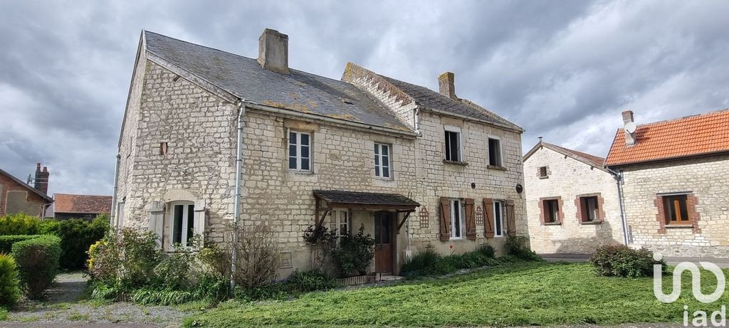 Achat maison à vendre 3 chambres 120 m² - Saint-Quentin-le-Petit