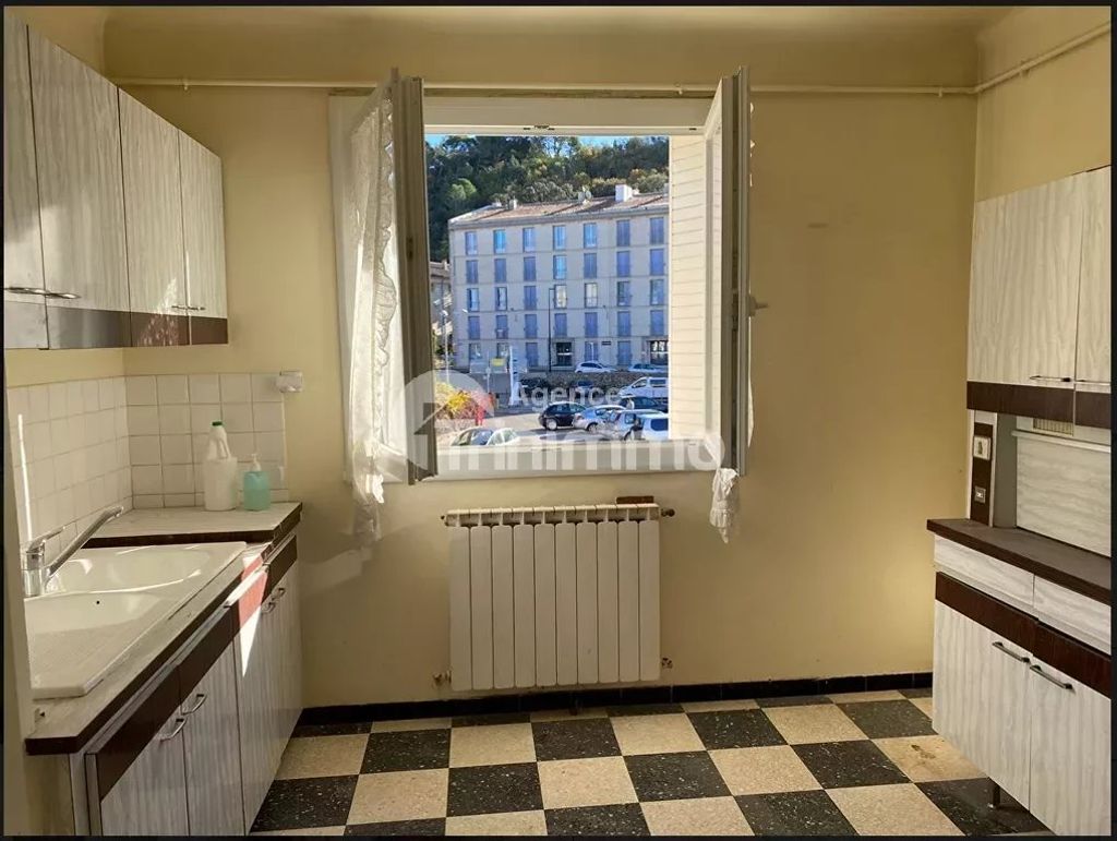 Achat appartement à vendre 3 pièces 78 m² - Orange