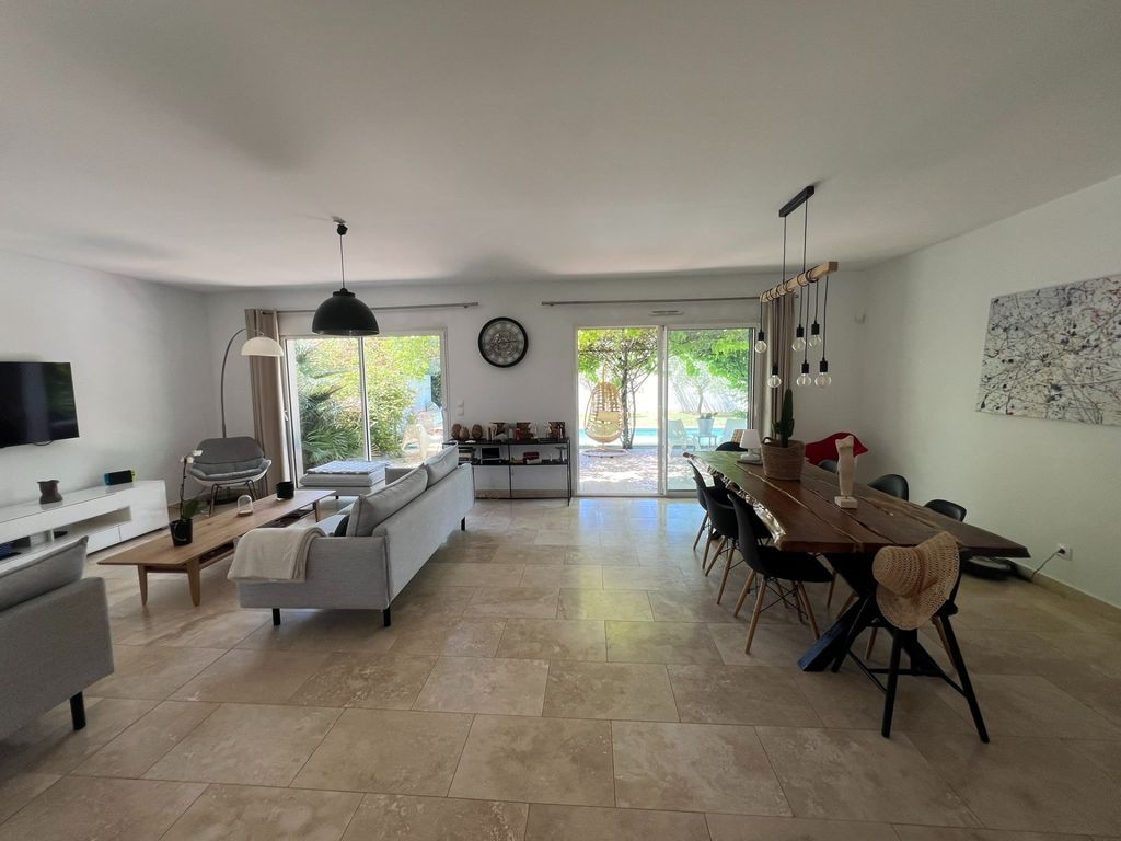 Achat maison à vendre 4 chambres 170 m² - Aix-en-Provence