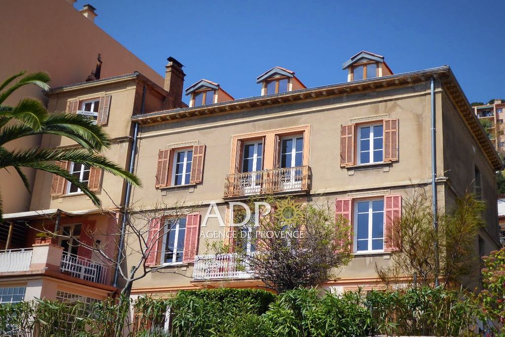 Achat appartement à vendre 5 pièces 109 m² - Grasse