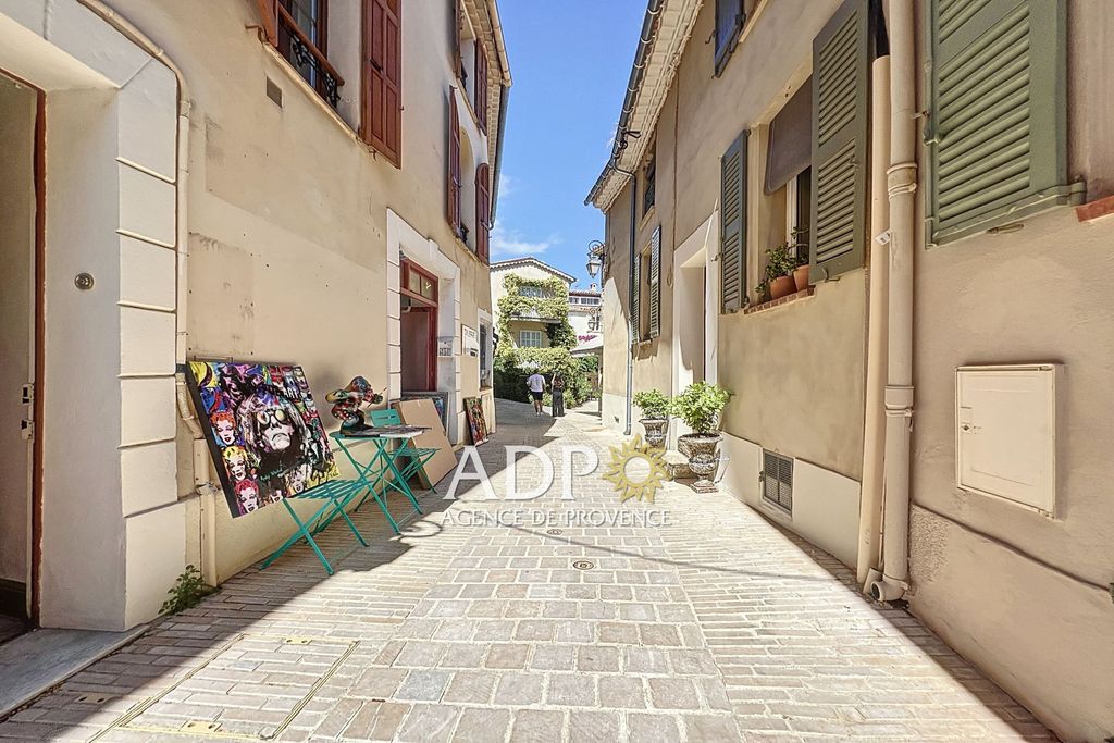 Achat maison à vendre 2 chambres 85 m² - Mougins