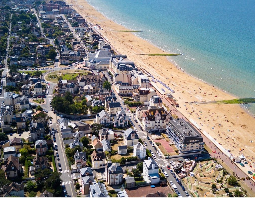 Achat appartement à vendre 2 pièces 46 m² - Cabourg