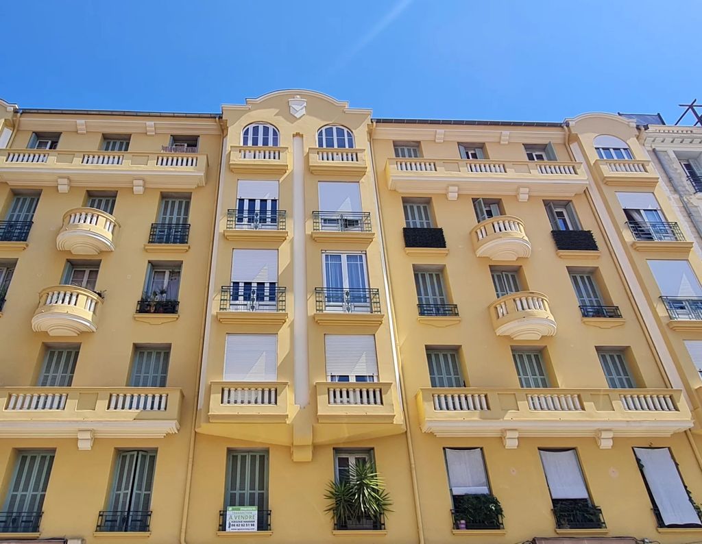 Achat appartement à vendre 2 pièces 51 m² - Nice