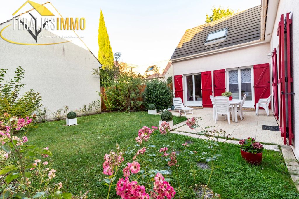 Achat maison à vendre 5 chambres 165 m² - Vauréal