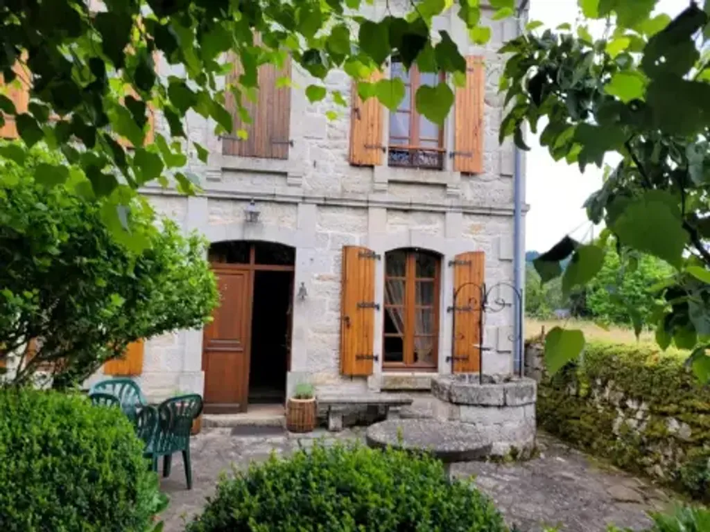 Achat maison à vendre 3 chambres 120 m² - Menet