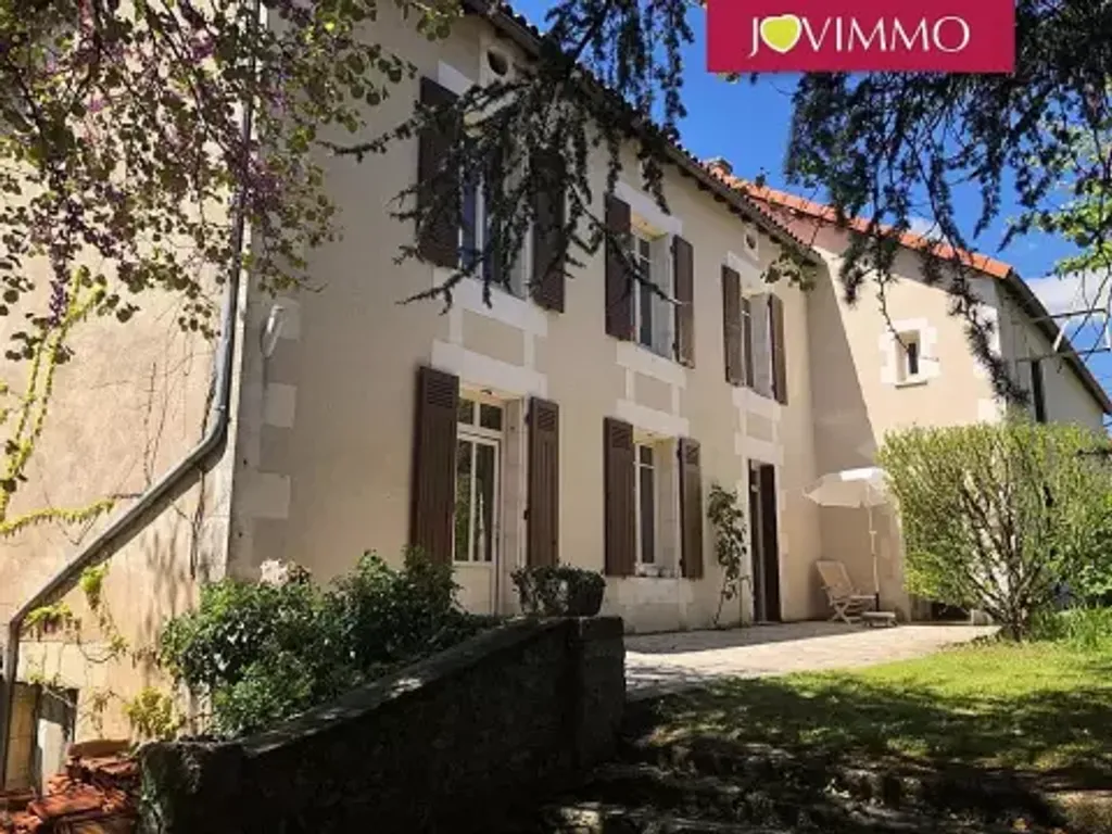 Achat maison à vendre 2 chambres 145 m² - Valdivienne