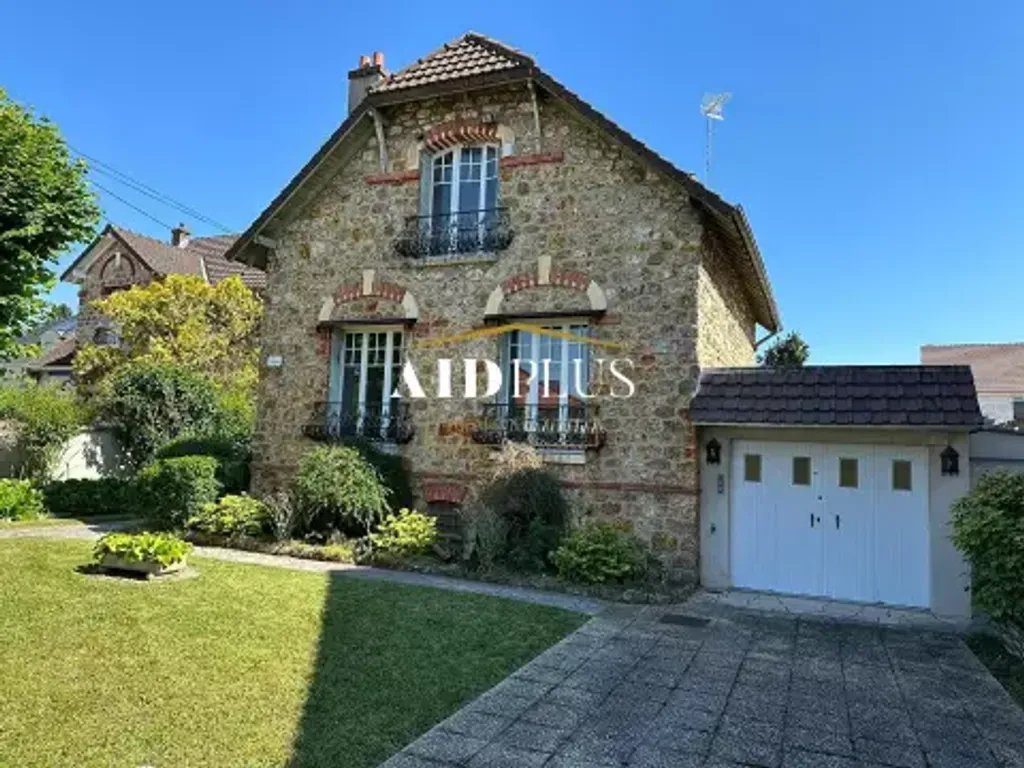 Achat maison à vendre 3 chambres 97 m² - Saint-Prix