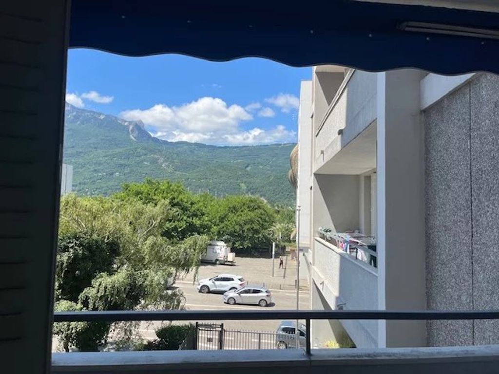 Achat appartement à vendre 5 pièces 82 m² - Grenoble