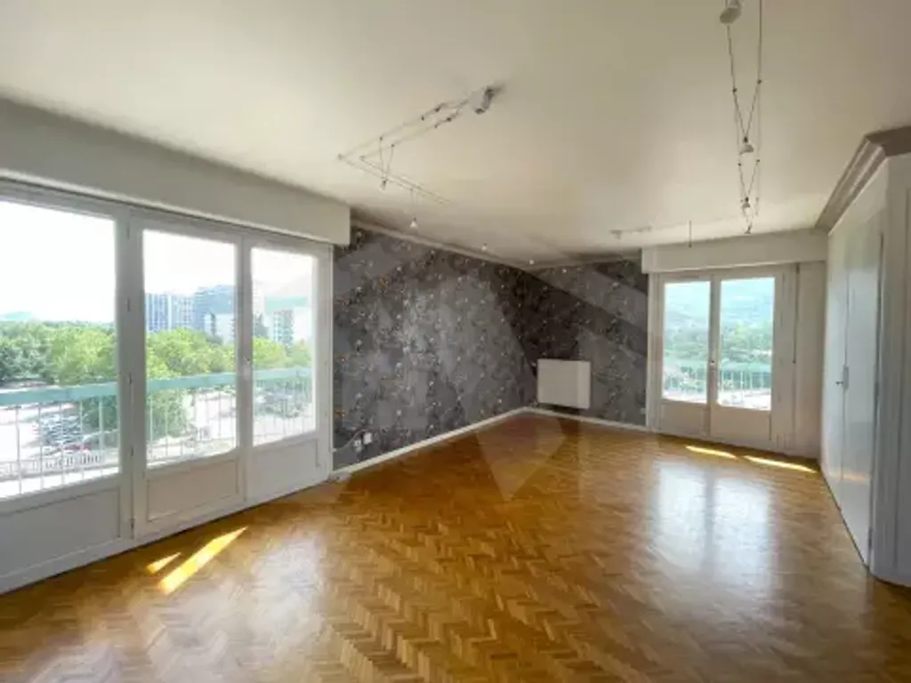 Achat appartement à vendre 3 pièces 75 m² - Grenoble