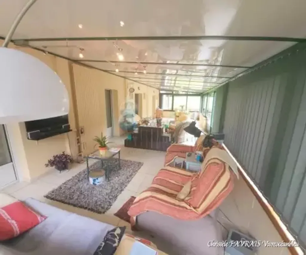 Achat maison à vendre 3 chambres 125 m² - Fougères