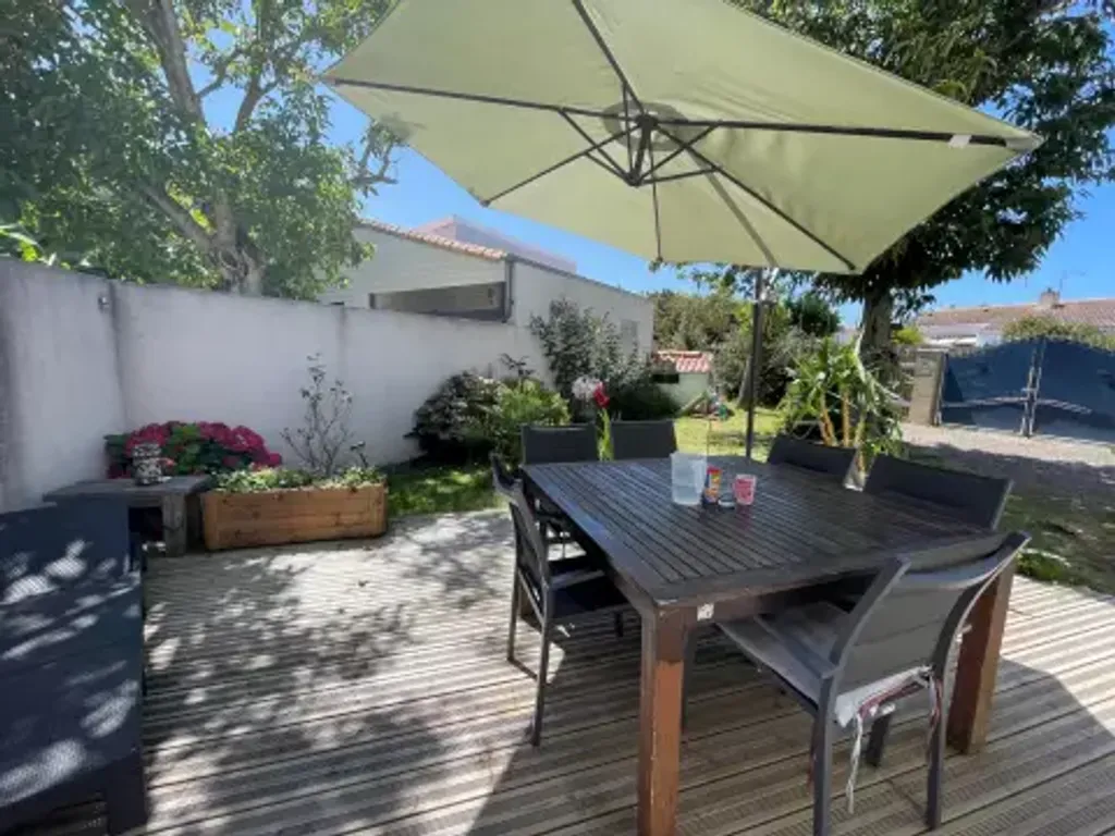 Achat maison à vendre 2 chambres 87 m² - Olonne-sur-Mer