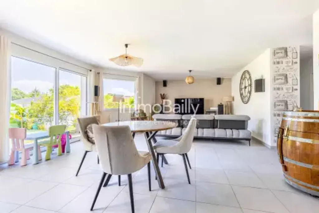 Achat maison à vendre 4 chambres 115 m² - Léognan