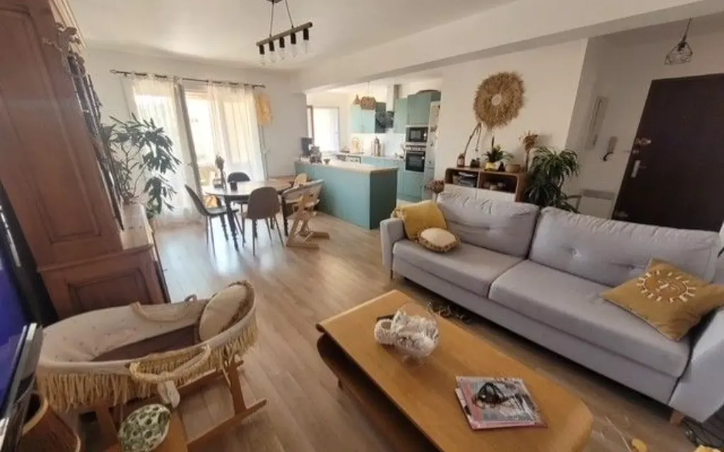 Achat appartement à vendre 3 pièces 69 m² - Six-Fours-les-Plages