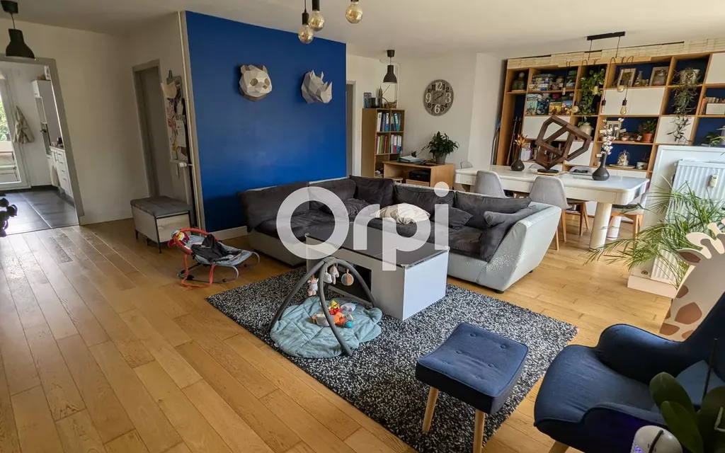 Achat appartement à vendre 5 pièces 103 m² - Clermont-Ferrand