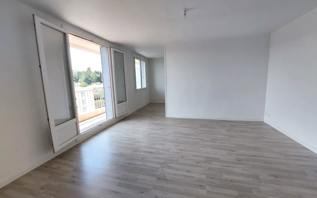 Achat appartement à vendre 3 pièces 70 m² - Manosque