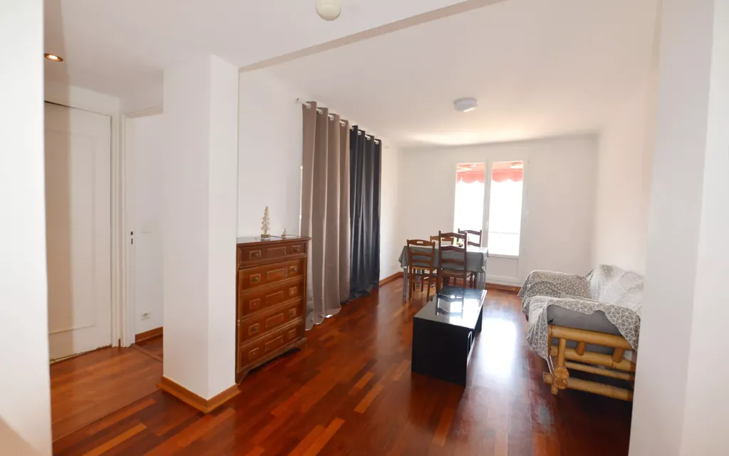 Achat appartement à vendre 3 pièces 50 m² - Grasse