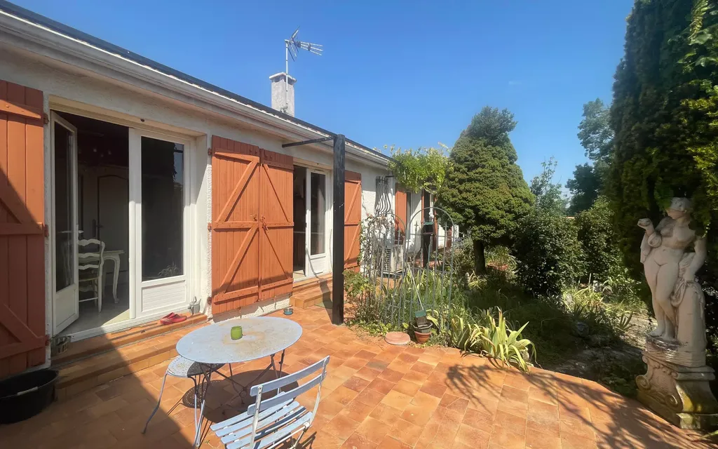 Achat maison à vendre 4 chambres 133 m² - Caissargues