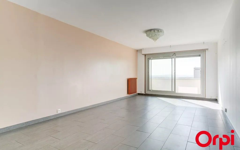 Achat appartement 5 pièce(s) Vénissieux