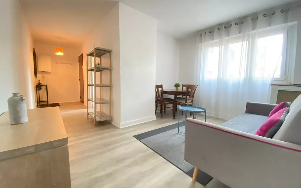 Achat appartement à vendre 2 pièces 42 m² - Saint-Maur-des-Fossés