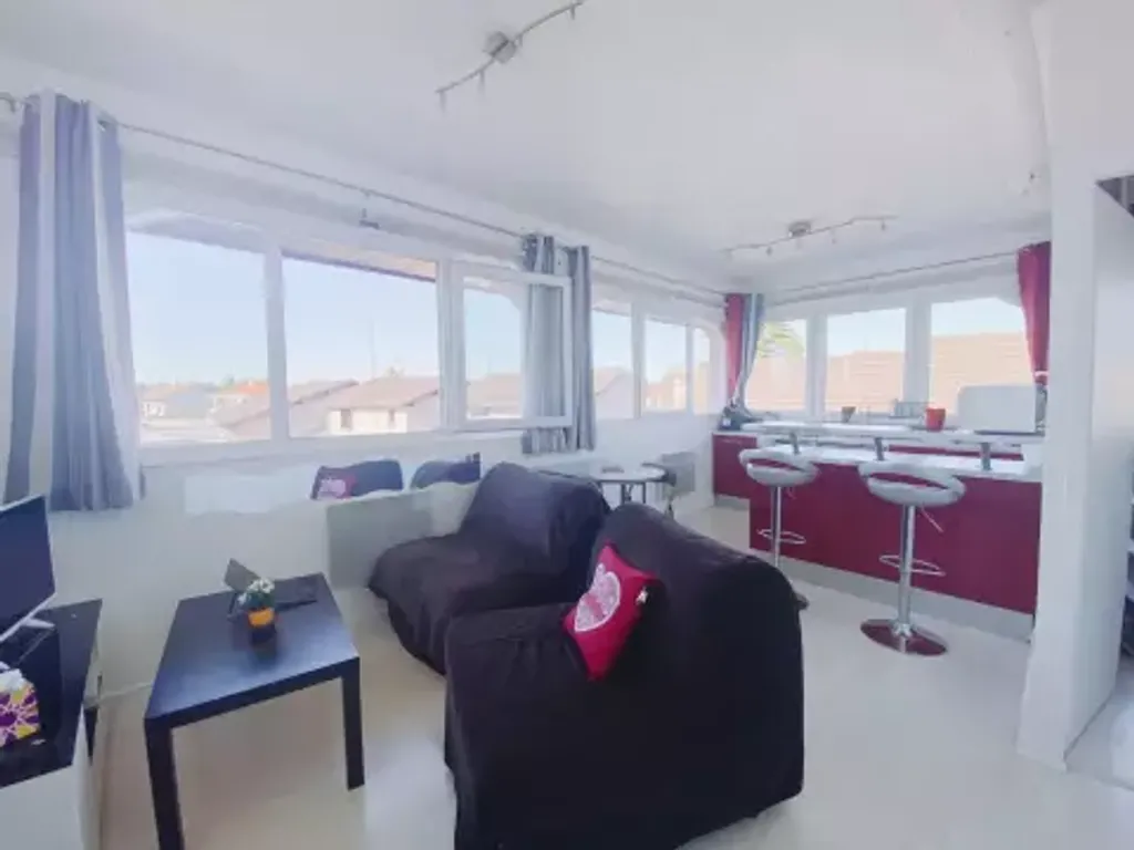 Achat appartement à vendre 3 pièces 63 m² - Jons