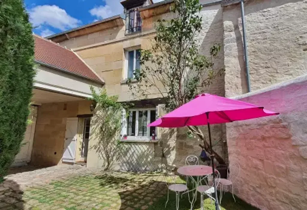 Achat maison à vendre 3 chambres 104 m² - Chantilly