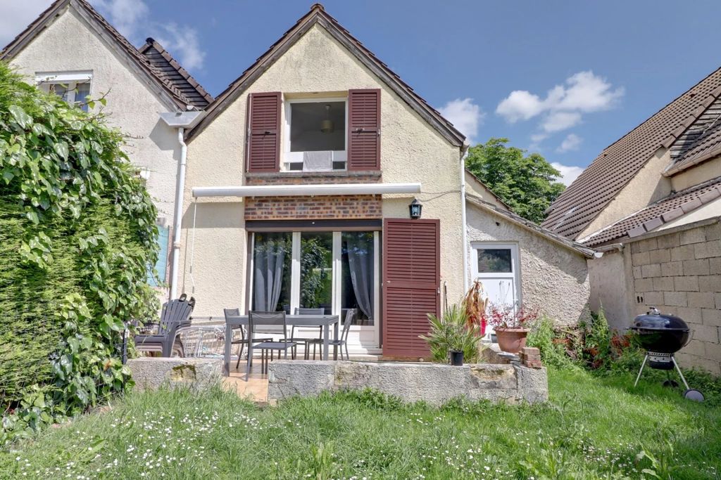 Achat maison à vendre 3 chambres 80 m² - Jouy-le-Moutier