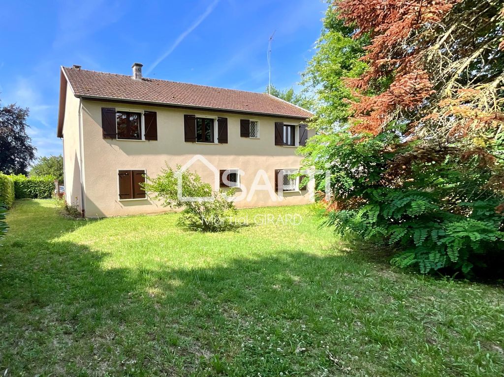 Achat maison à vendre 4 chambres 135 m² - Mehun-sur-Yèvre