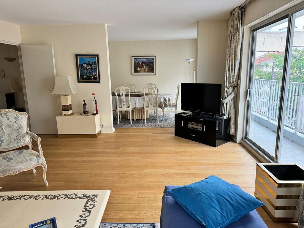 Achat appartement à vendre 5 pièces 108 m² - Paris 11ème arrondissement