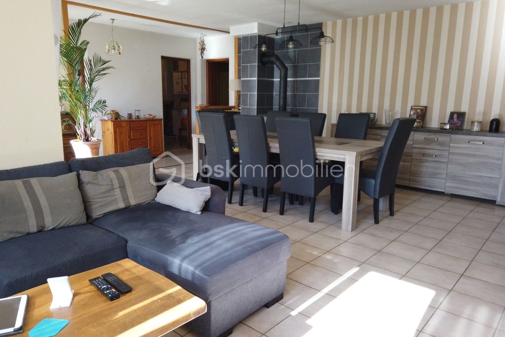 Achat maison à vendre 3 chambres 152 m² - Montigny-sur-l'Ain