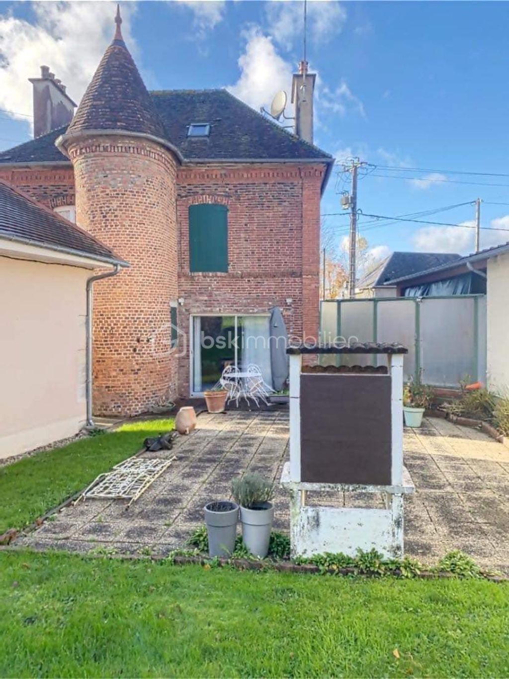 Achat maison à vendre 4 chambres 109 m² - Domfront-en-Poiraie