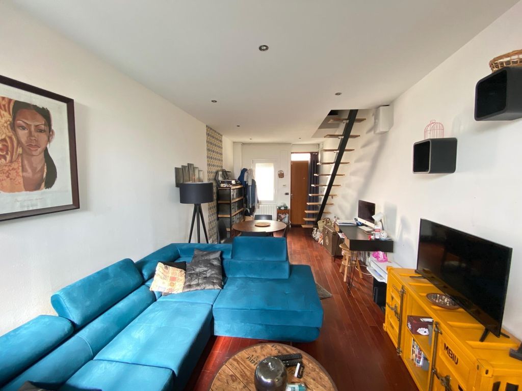 Achat maison à vendre 2 chambres 65 m² - Marseille 12ème arrondissement