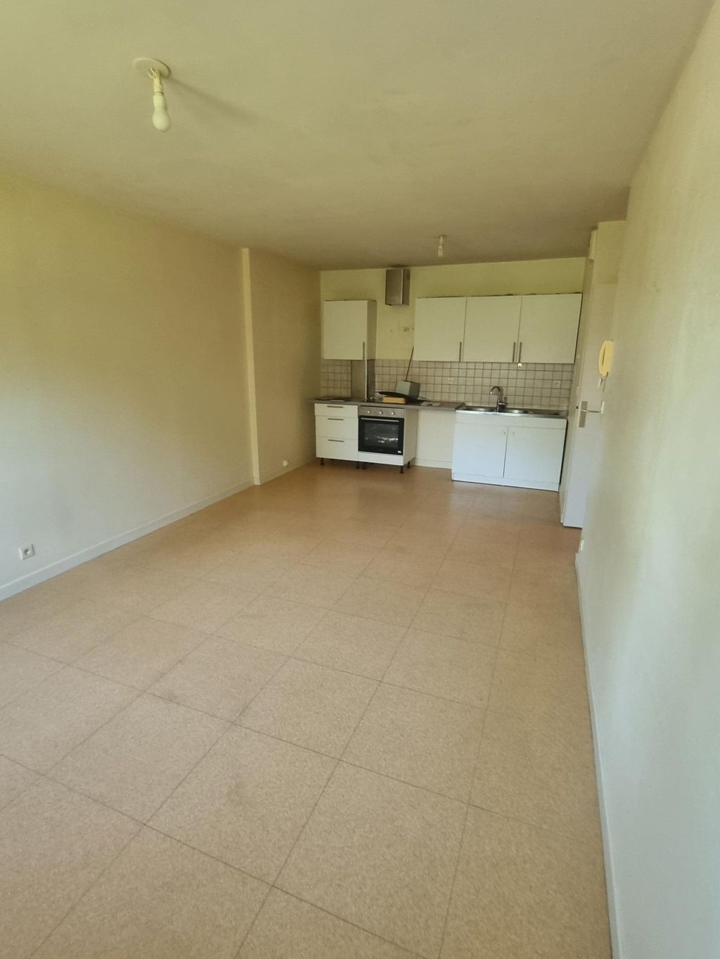 Achat appartement à vendre 2 pièces 49 m² - Saint-Étienne-du-Bois