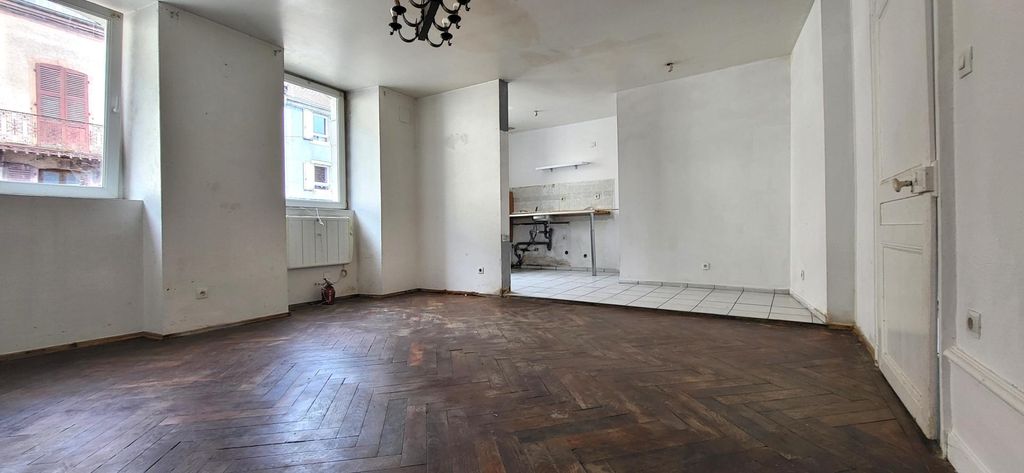 Achat appartement à vendre 3 pièces 78 m² - L'Isle-sur-le-Doubs