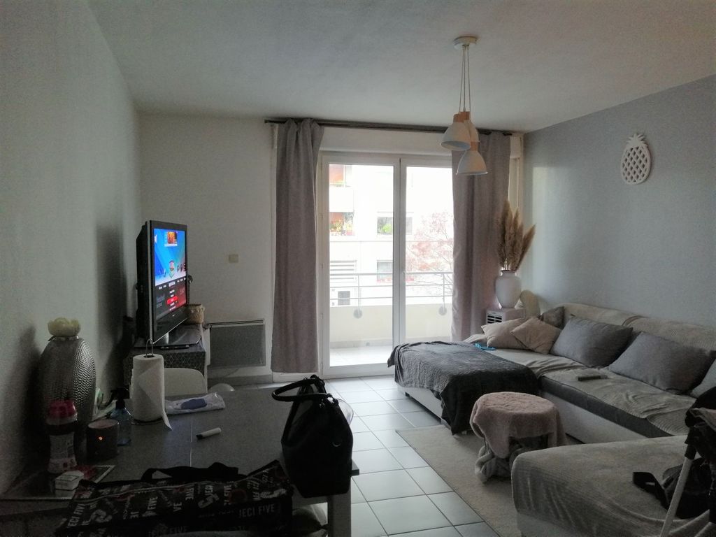 Achat appartement à vendre 3 pièces 61 m² - Avignon