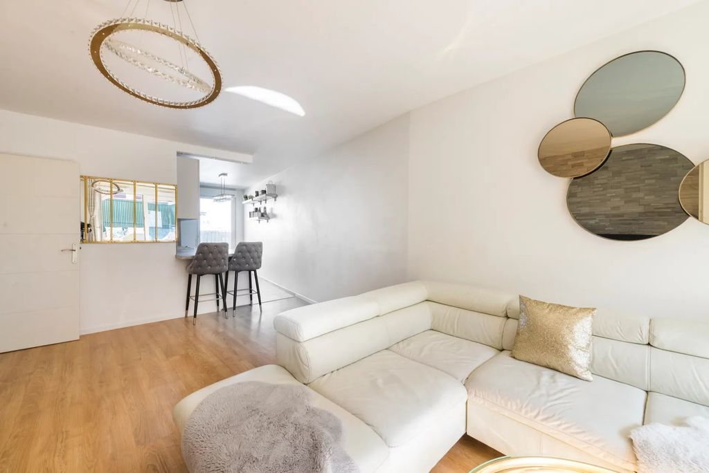 Achat appartement à vendre 5 pièces 100 m² - Saint-Denis