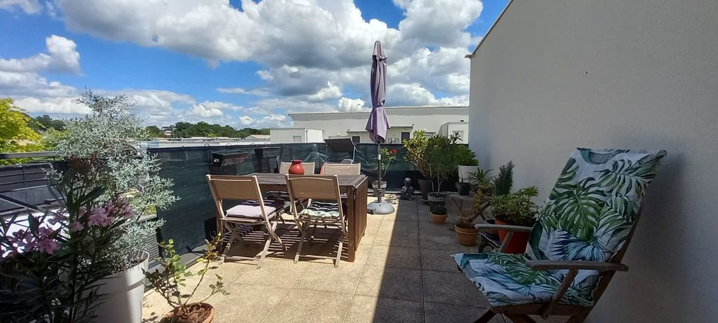 Achat appartement à vendre 3 pièces 62 m² - Artigues-près-Bordeaux