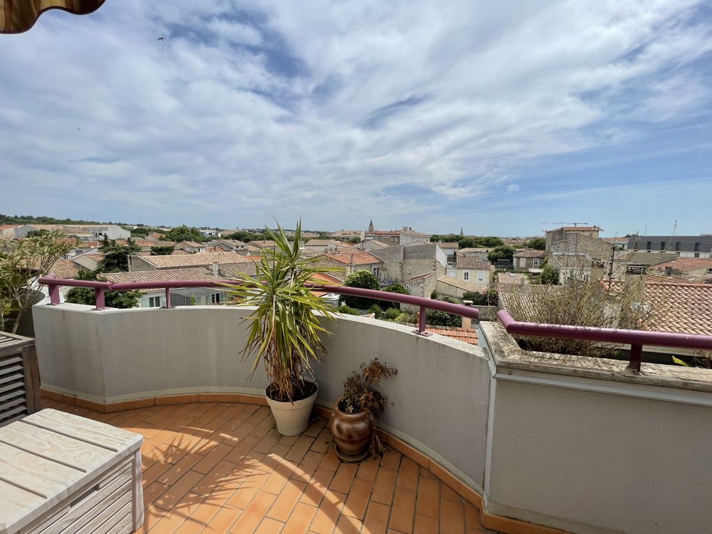 Achat appartement à vendre 6 pièces 133 m² - Nîmes