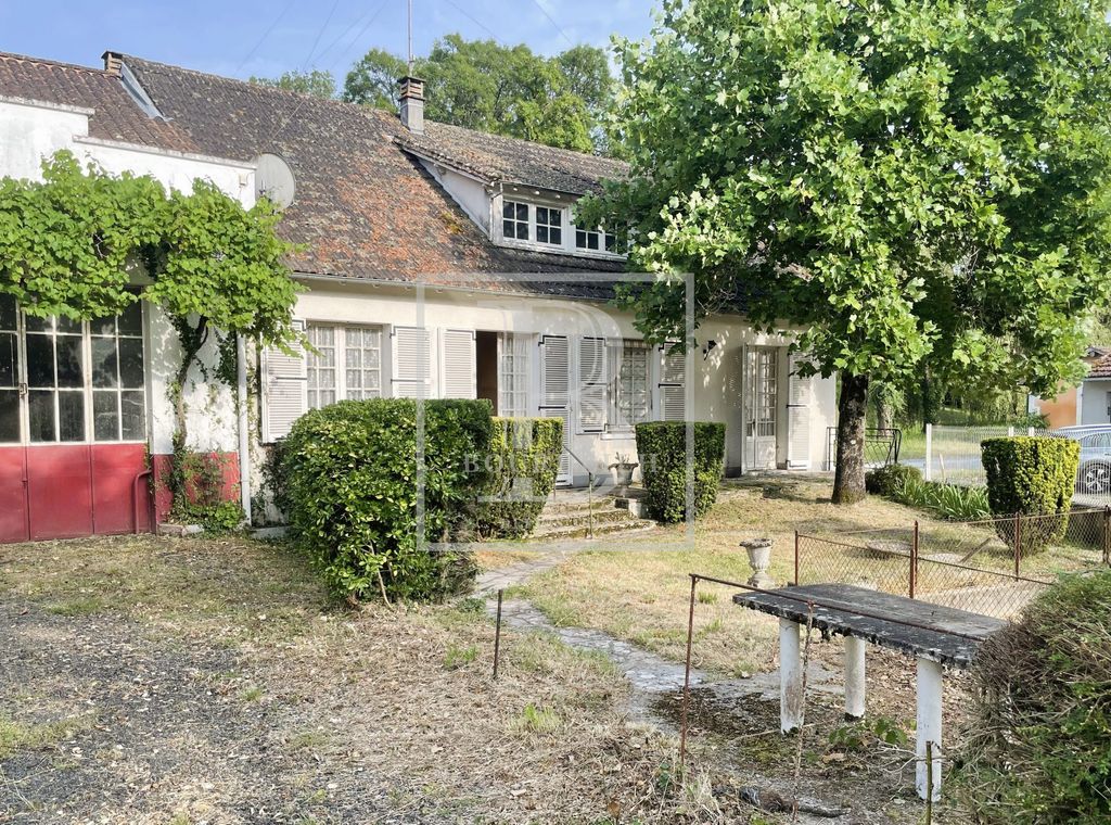 Achat maison à vendre 4 chambres 132 m² - Manzac-sur-Vern