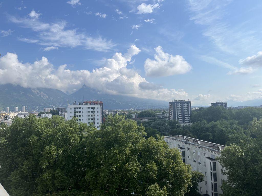 Achat appartement à vendre 3 pièces 57 m² - Grenoble