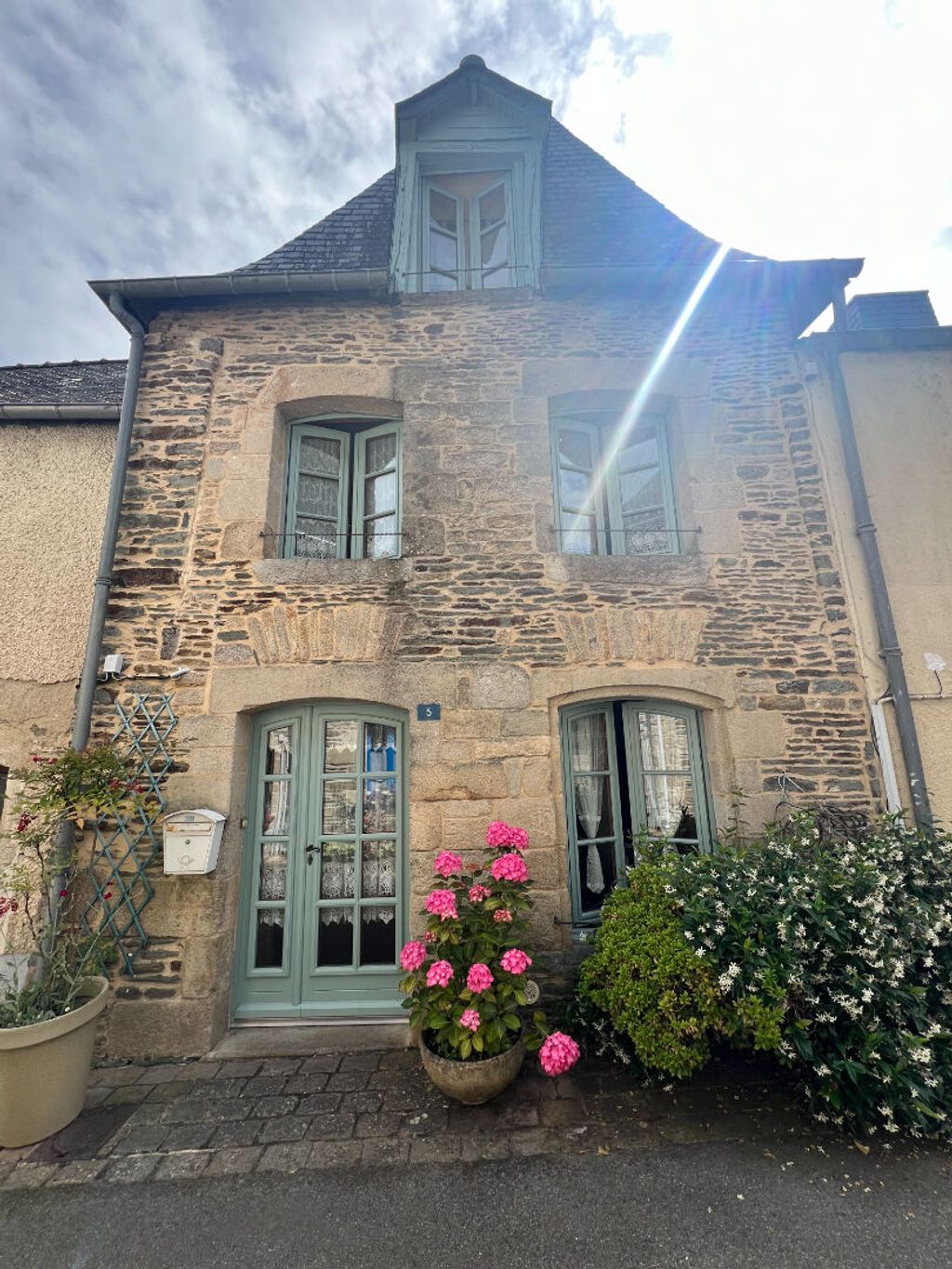 Achat maison à vendre 4 chambres 145 m² - Josselin