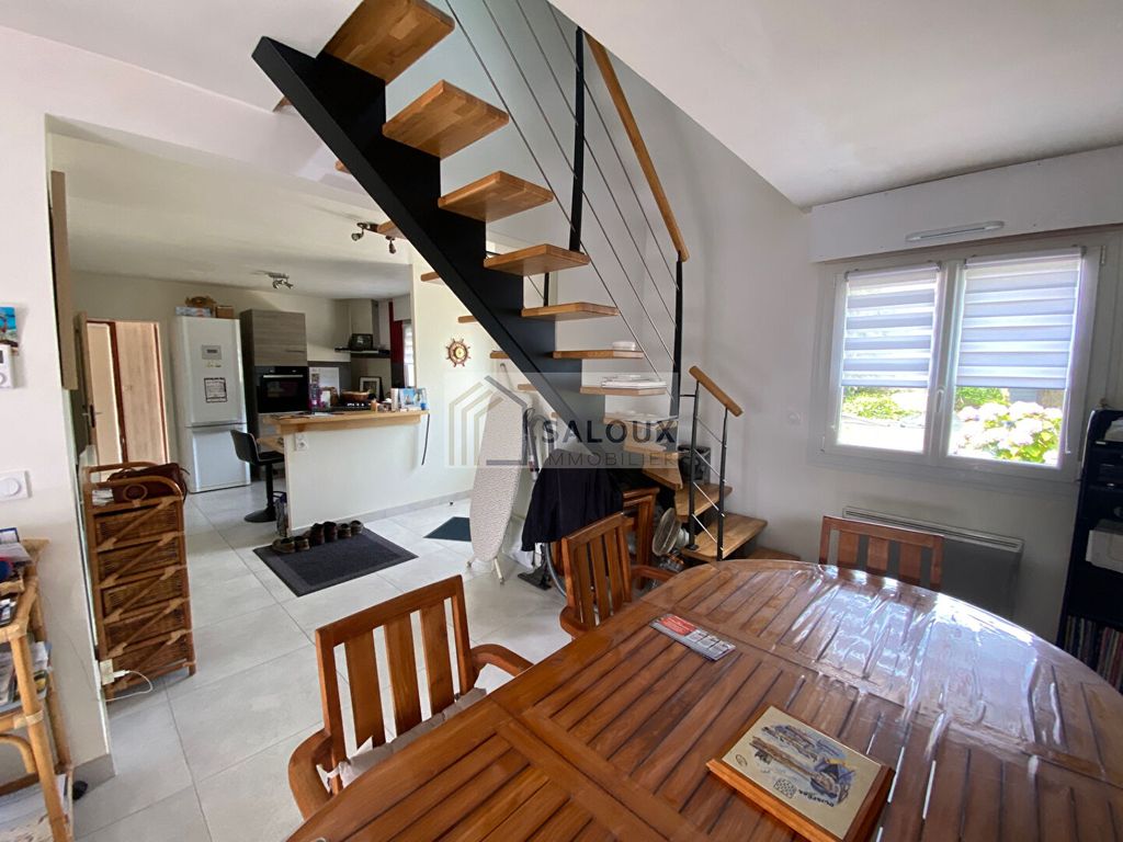 Achat maison à vendre 4 chambres 119 m² - Ambon