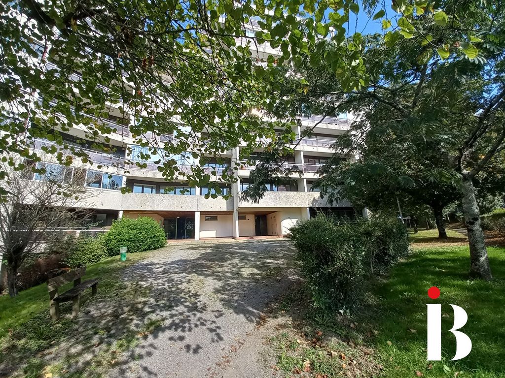 Achat appartement à vendre 5 pièces 105 m² - Saint-Herblain