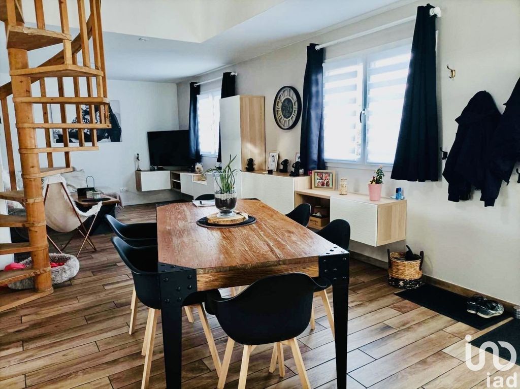 Achat maison à vendre 4 chambres 130 m² - Sierville