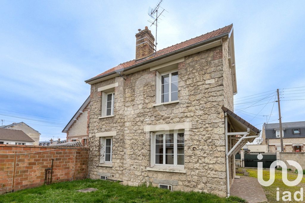 Achat maison à vendre 3 chambres 108 m² - Soissons