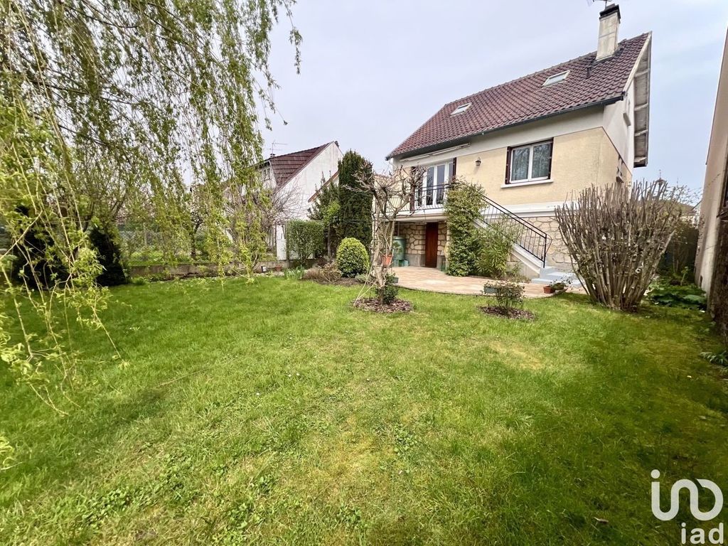 Achat maison à vendre 3 chambres 96 m² - Bois-d'Arcy