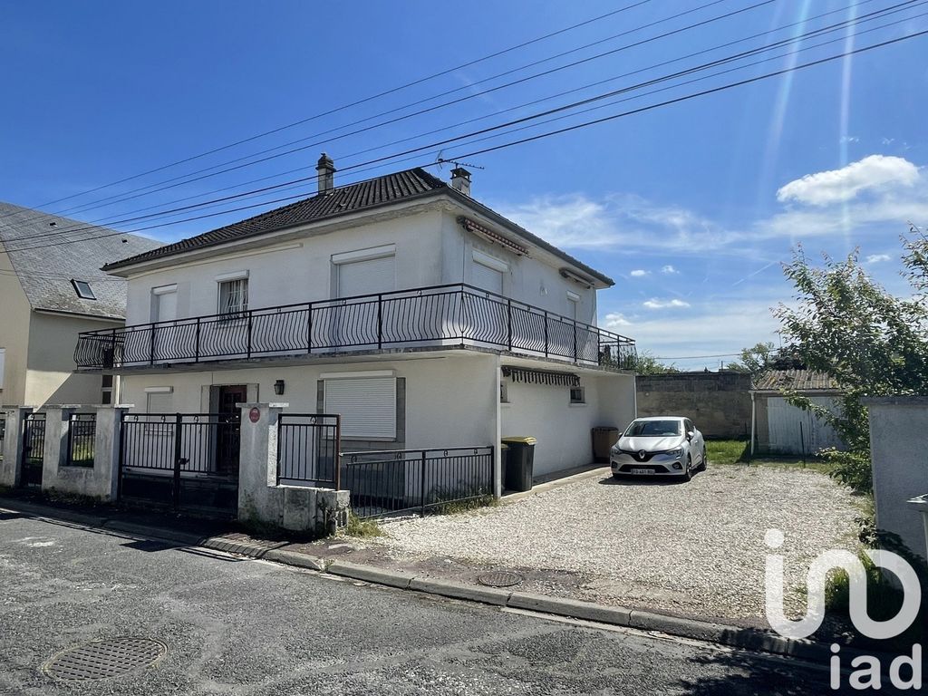 Achat maison à vendre 4 chambres 154 m² - Châlette-sur-Loing